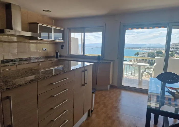 Vistas Playa סאלו